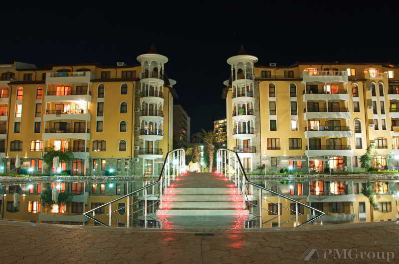 Royal Sun Lejlighedshotel Sunny Beach Eksteriør billede