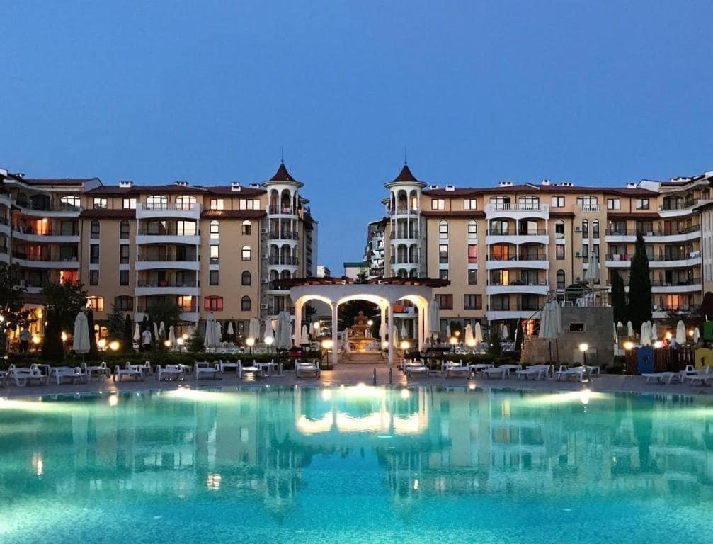 Royal Sun Lejlighedshotel Sunny Beach Eksteriør billede
