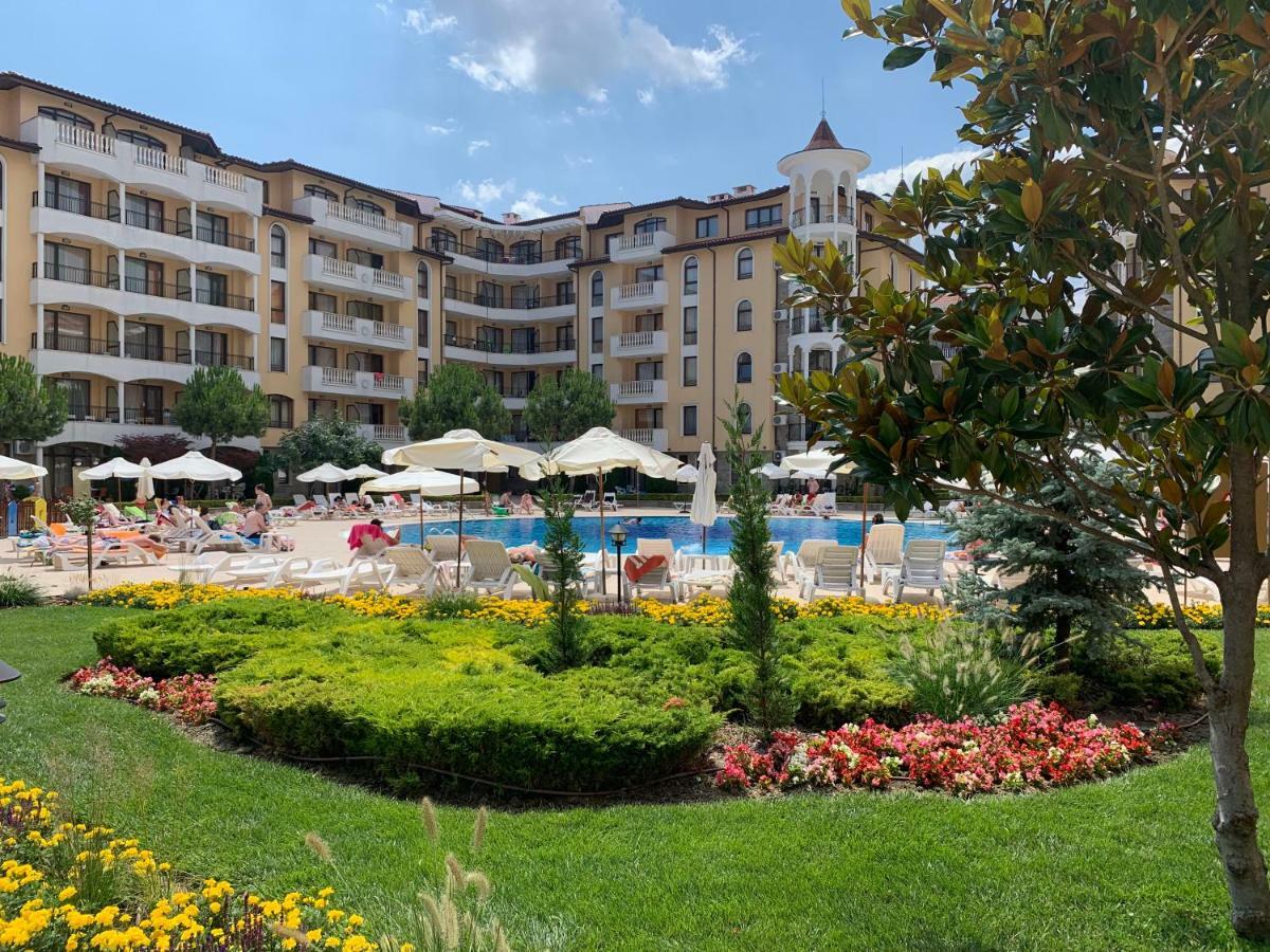 Royal Sun Lejlighedshotel Sunny Beach Eksteriør billede