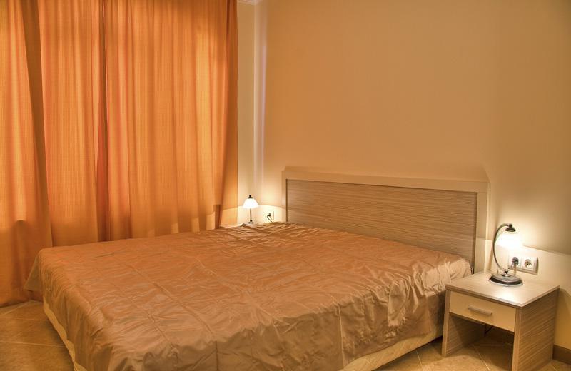 Royal Sun Lejlighedshotel Sunny Beach Eksteriør billede